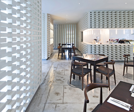 Commune Bistro by Pencil Office